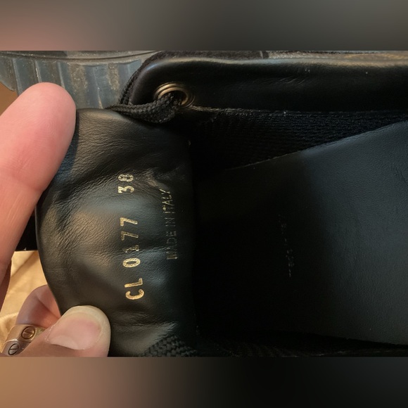 π― % AUTHENTIC LOUIS VUITTON RUN AWAY SNEAKER β€οΈβπ₯β€οΈβπ₯β€οΈβπ₯ - Picture 11 of 13